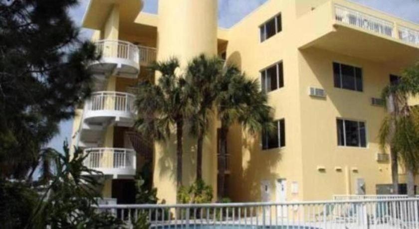 Chart House Suites And Marina Clearwater Beach Exterior foto